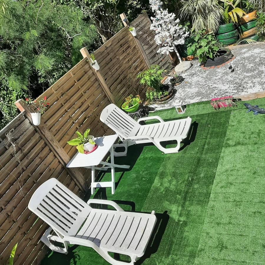 הוילה לה מול Charmant Bungalow Du Moule מראה חיצוני תמונה