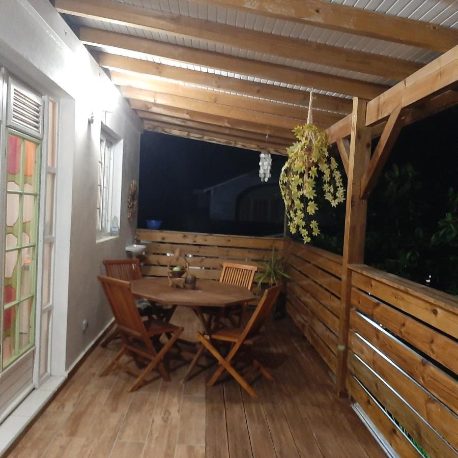 הוילה לה מול Charmant Bungalow Du Moule מראה חיצוני תמונה